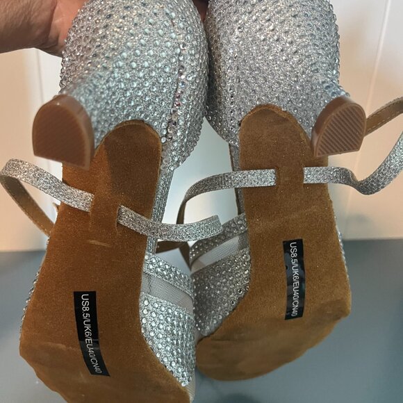 Dancing Shoes Salsa Size 8.5M - Picture 5 of 7